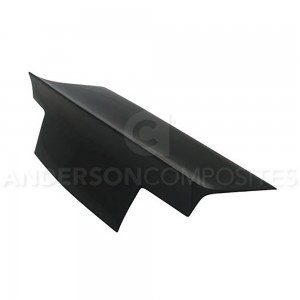 MUSTANG CARBON FIBRE TYPE-ST BOOT LID WITH INTEGRATED SPOILER