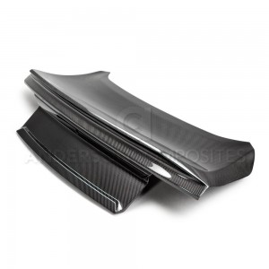 MUSTANG DOUBLE SIDED CARBON FIBRE TYPE-ST BOOT LID WITH INTEGRATED SPOILER